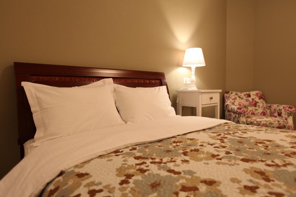 Grace Apartments Boryspilʼ Esterno foto